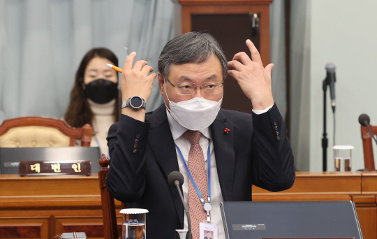 신현수 민정수석이 지난 1월 5일 청와대에서 열린 국무회의에 참석한 모습. 연합뉴스.